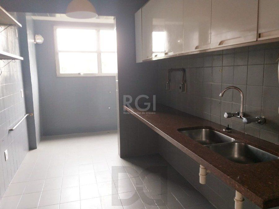 Apartamento para Venda - 130m², 3 dormitórios, sendo 1 suites, 2 vagas - Moinhos de Vento — foto 5