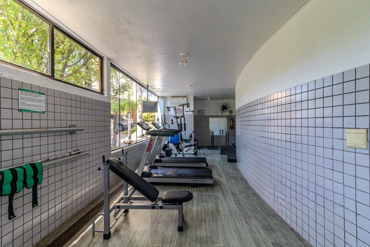 VENDA 2 DORMITÓRIOS, Ótima Localização GARAGEM ELEVADOR  ALTO PETROPOLIS — foto 4
