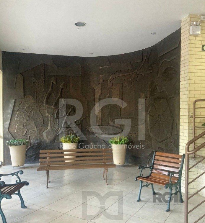 Ampla apartamento 3 dormitorios,living 2 ambientes na Cidade Baixa, com 2 garagem, — foto 13