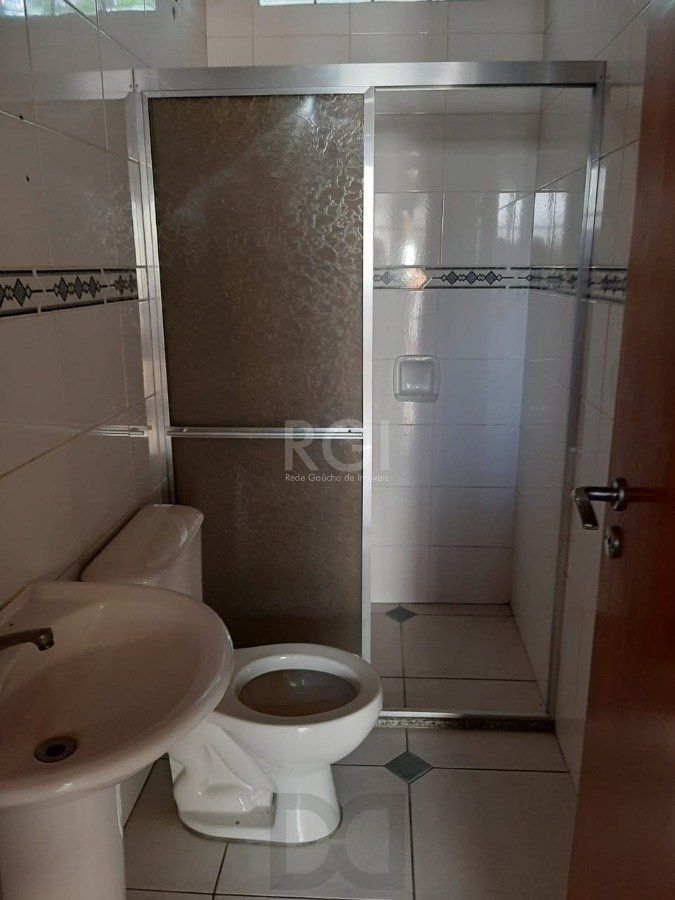 Casa para Venda - 150m², 3 dormitórios, sendo 1 suites, 4 vagas - Floresta — foto 10