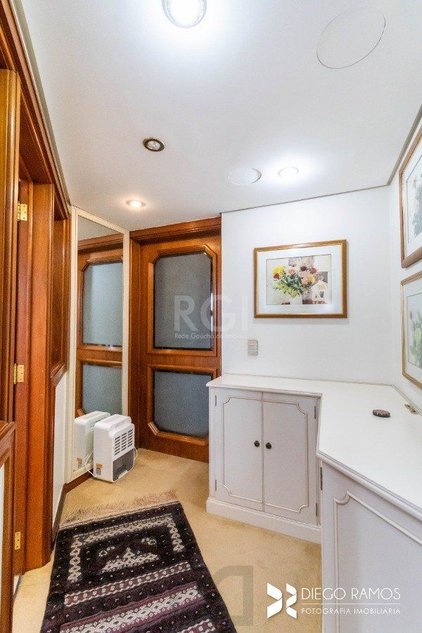 Apartamento para Venda - 305.46m², 3 dormitórios, sendo 3 suites, 4 vagas - Mont Serrat — foto 15