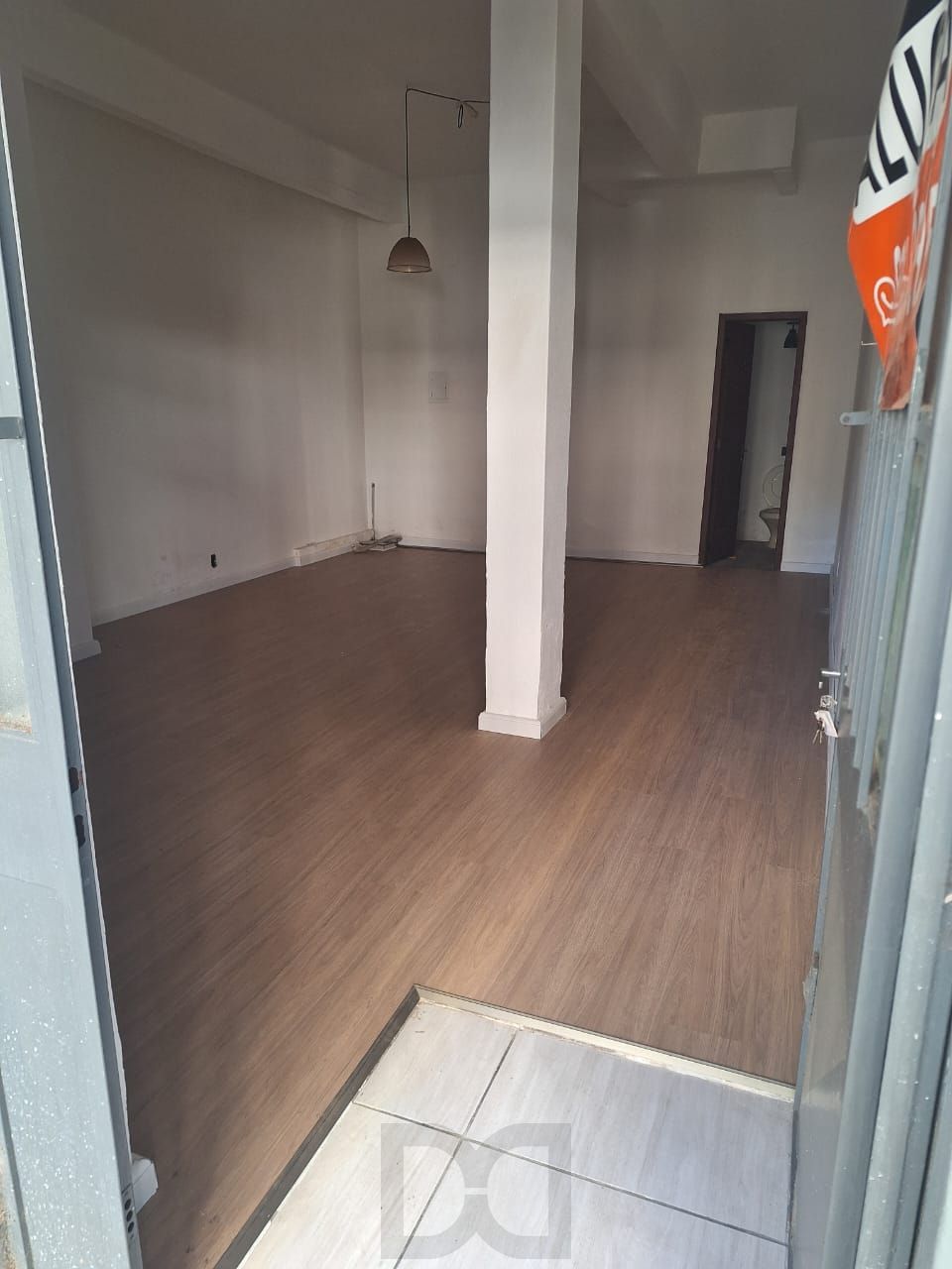 Excelente loja térreo na Rua Demétrio Ribeiro, Centro Historico, com 39,07 m2 de área privativa ,banheiro. R$190 mil — foto 5