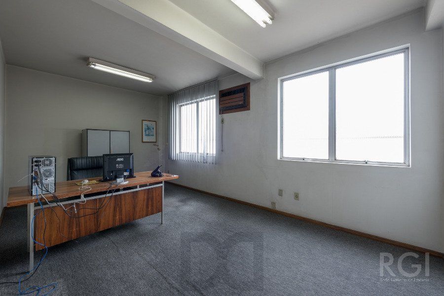 Predio para Venda - 2203.23m², 0 dormitórios, 30 vagas - São João — foto 17