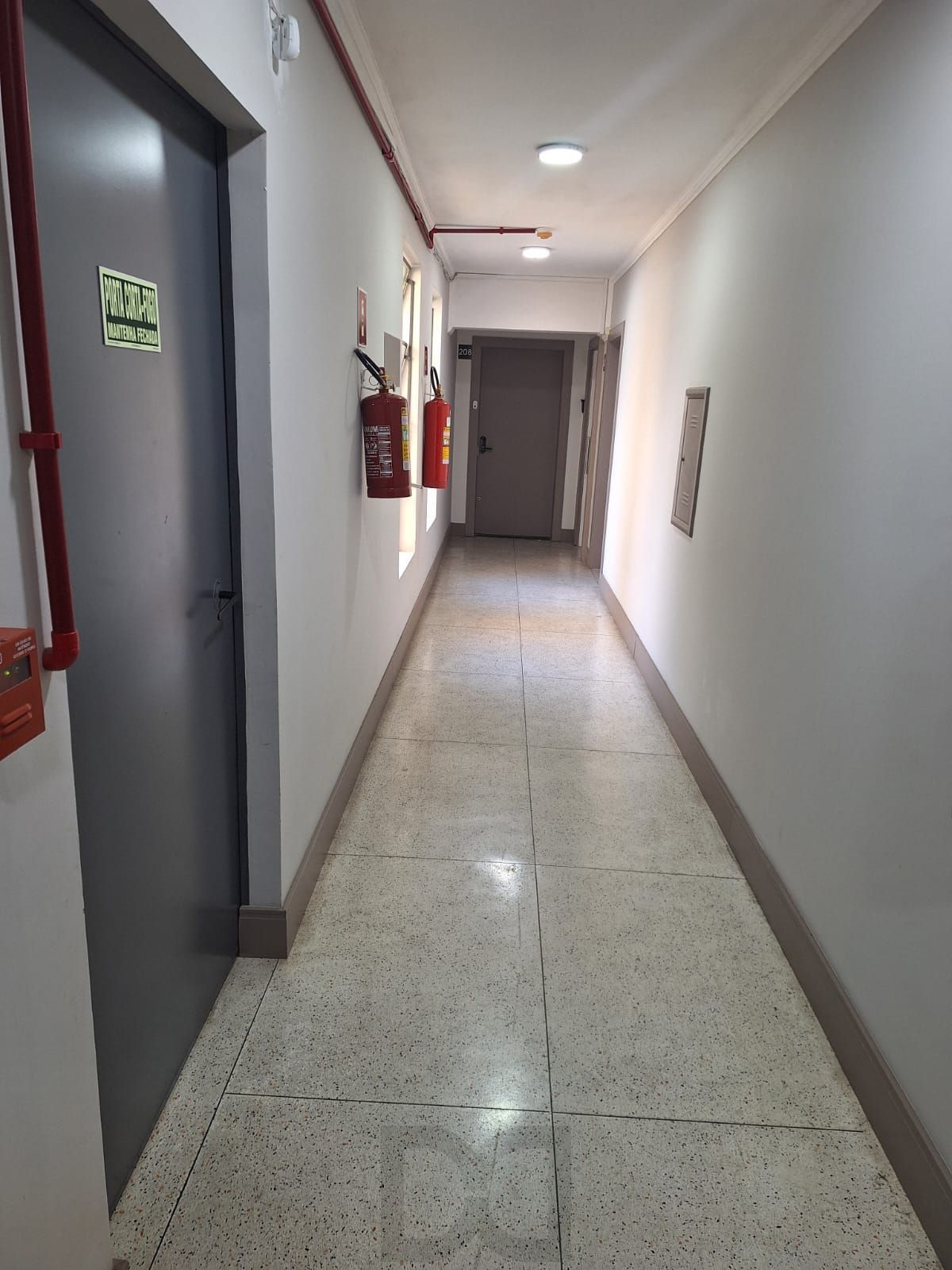 Sala coml. 42,61m2 c/divisórias, Rua Mostardeiro, Independência,R$190 mil — foto 7