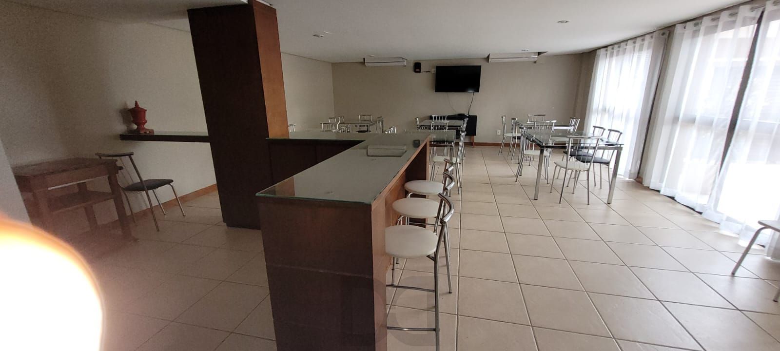 Apartamento para Venda - 74m², 2 dormitórios, sendo 1 suite, churrasqueira, salão de festas, academia, 1 vaga - Petrópolis — foto 20