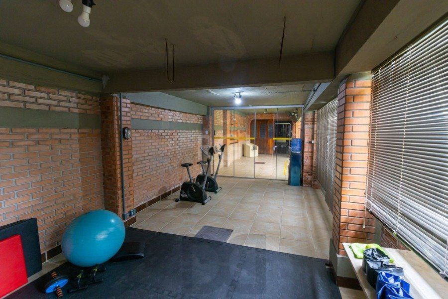 Casa para Venda - 500m², 4 dormitórios, sendo 1 suites, 5 vagas - Boa Vista — foto 20