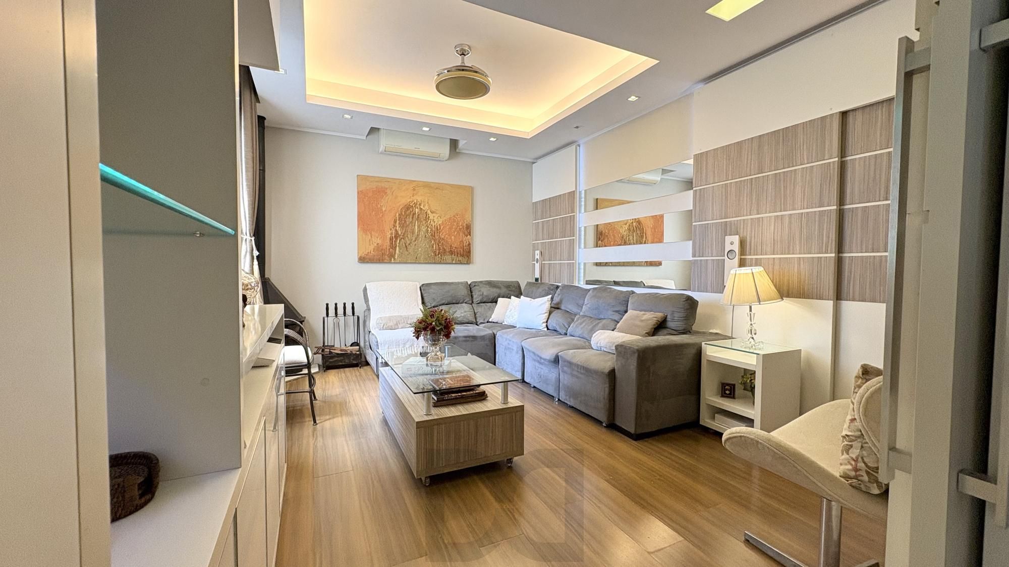 Maravilhoso apartamento no bairro Rio Branco próximo ao Zaffari Cabral , Igreja e colegio — foto 15