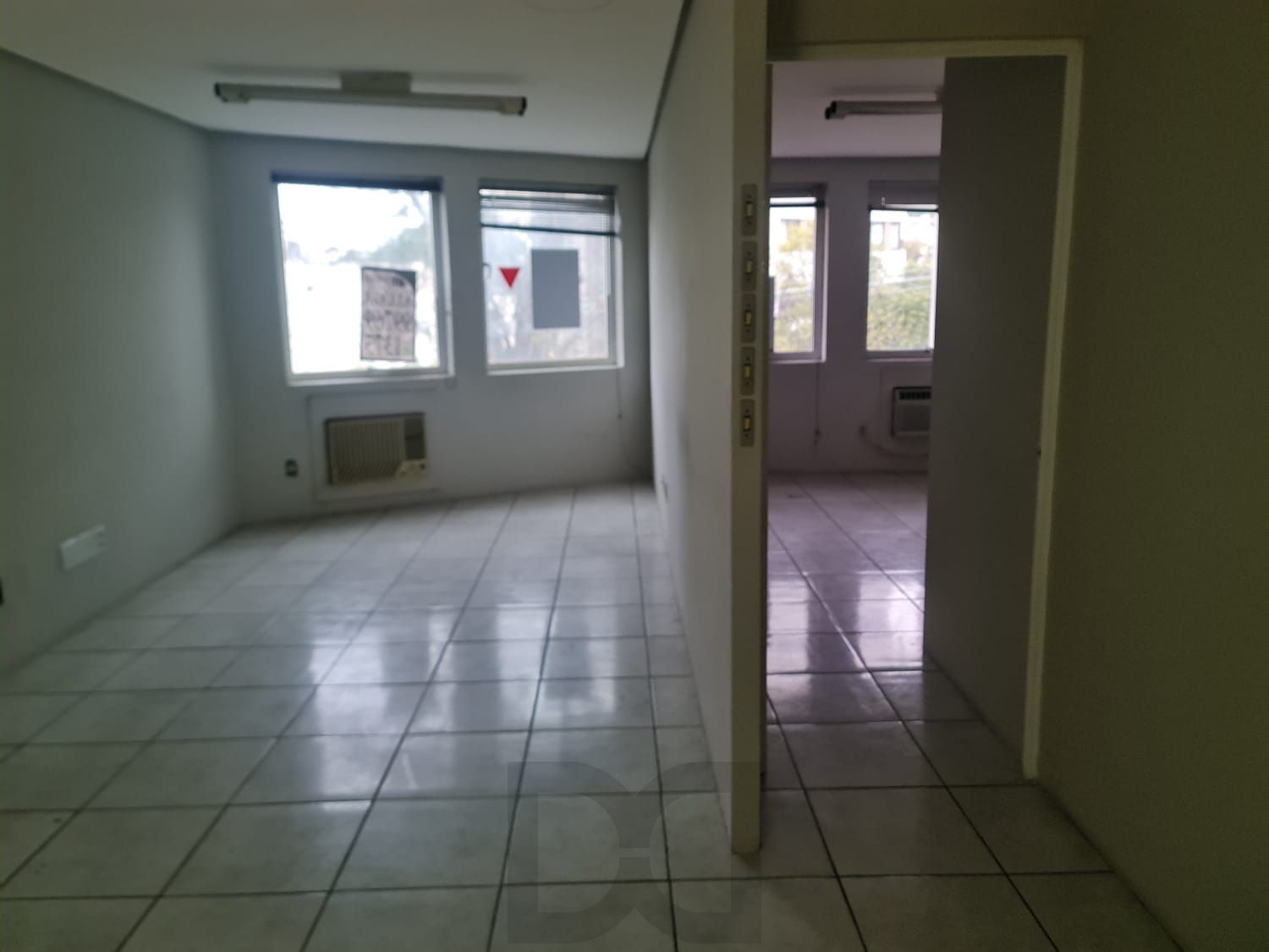 Sala comercial de frente no coração do bairro petrópolis — foto 8