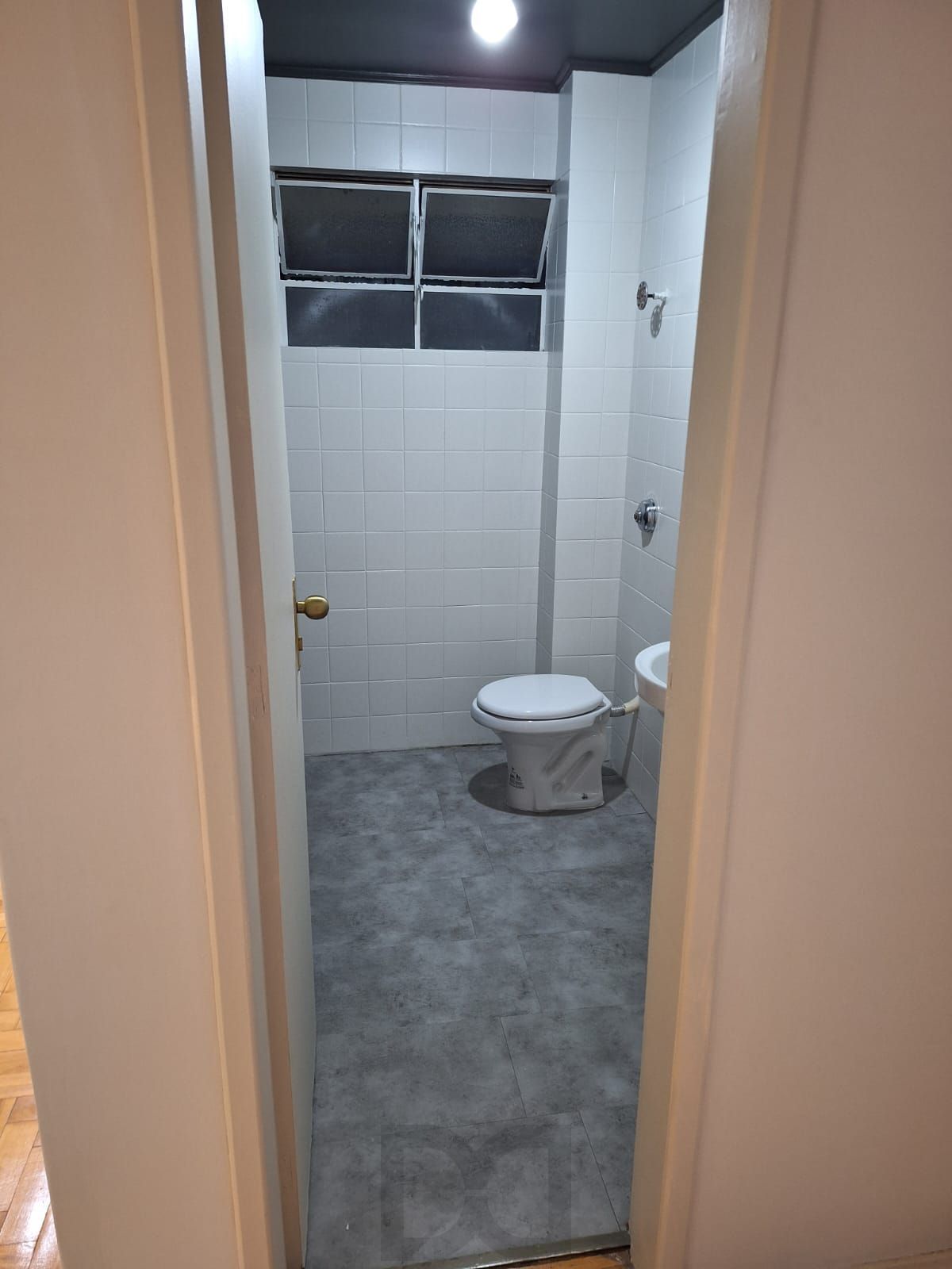 Sala coml. 42,61m2 c/divisórias, Rua Mostardeiro, Independência,R$190 mil — foto 13