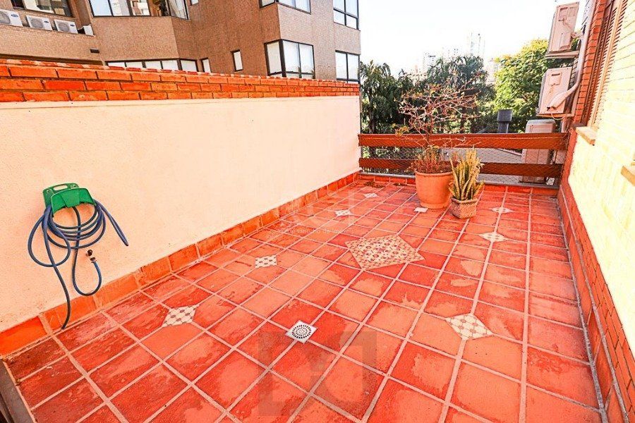 Excelente apartamento de 3 dormitórios , uma suíte , próximo ao Grêmio Náutico União de Petrópolis, — foto 10