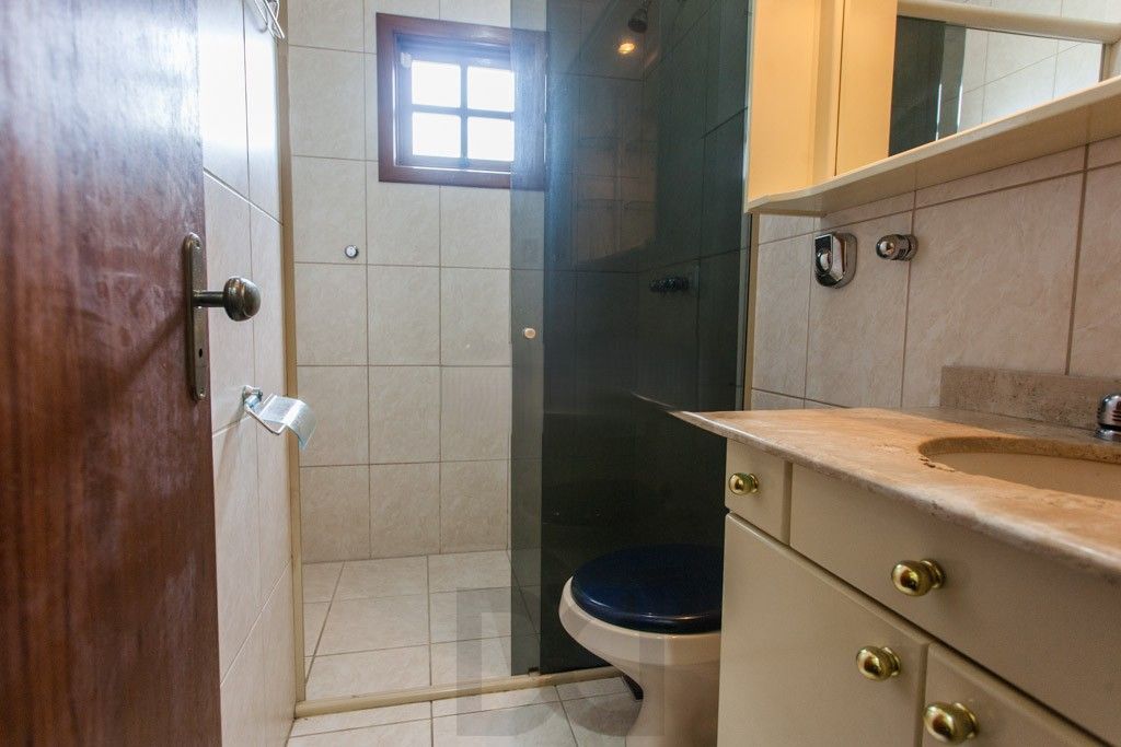 Excelente casa , 3 quartos, com 126m2 de área privativa no Bairro Vila Floresta — foto 17