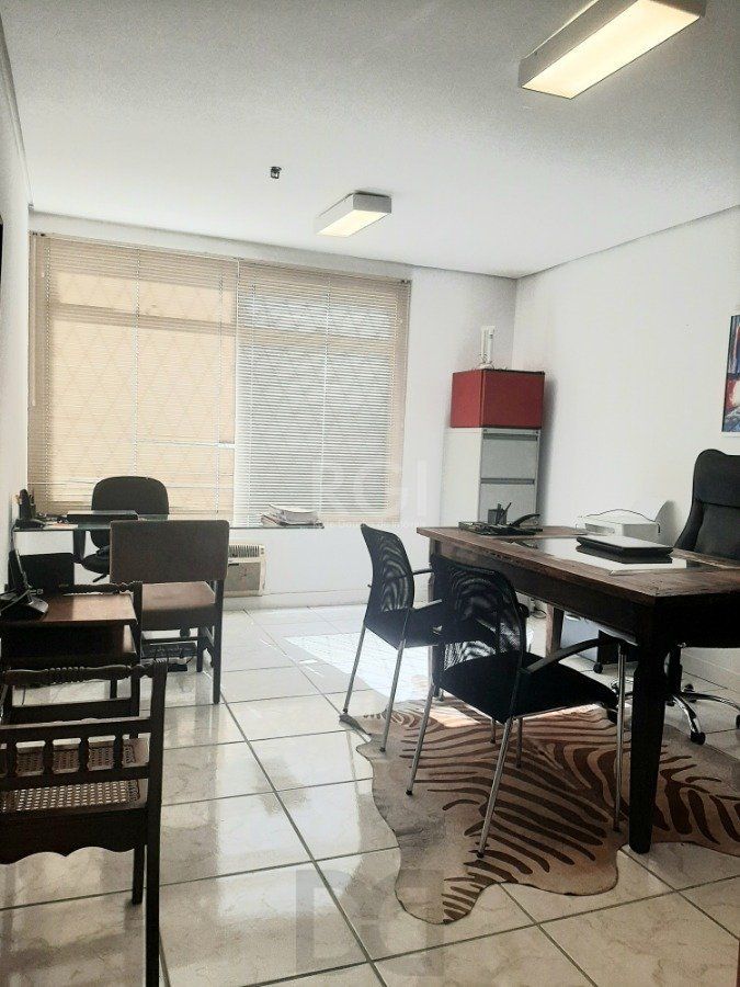 Conjunto/Sala para Venda - 25.52m², Menino Deus — foto 3