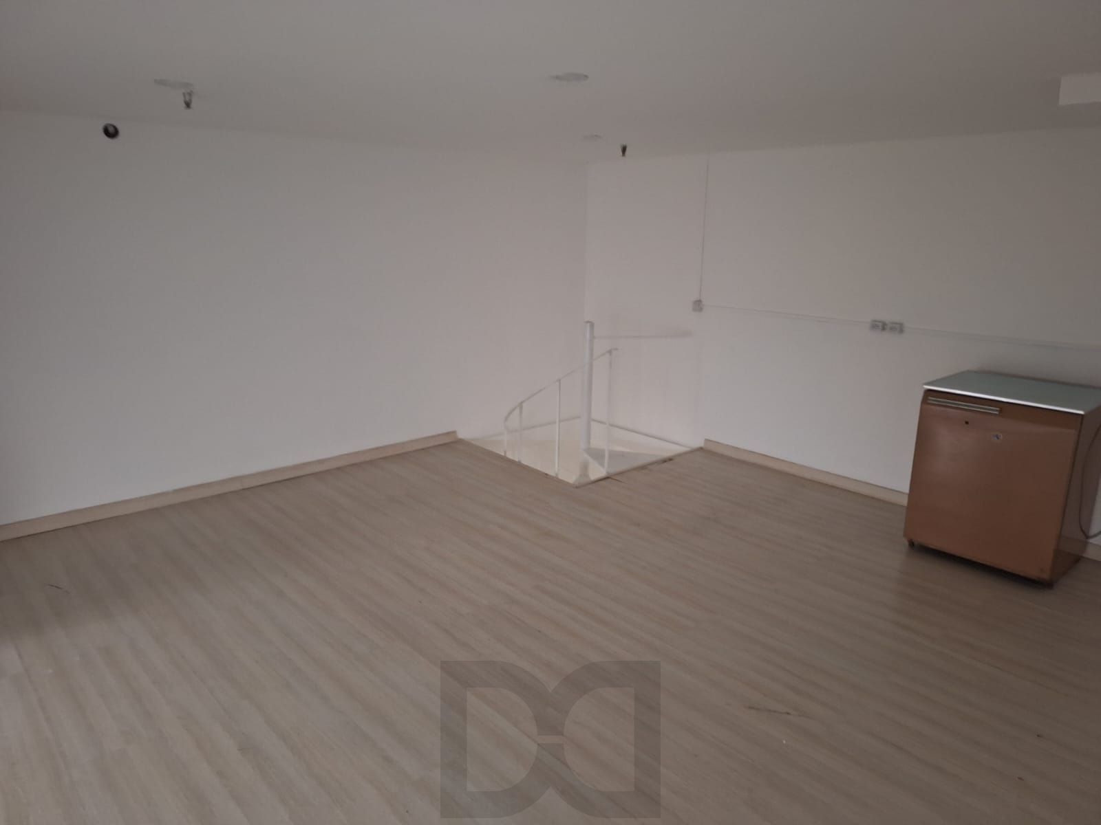 LOJA TÉRREA NA GALERIA QUINTA AVENIDA CENTER, Bairro Moinhos ,45,38 m2 com mezanino com vaga de garagem. — foto 10