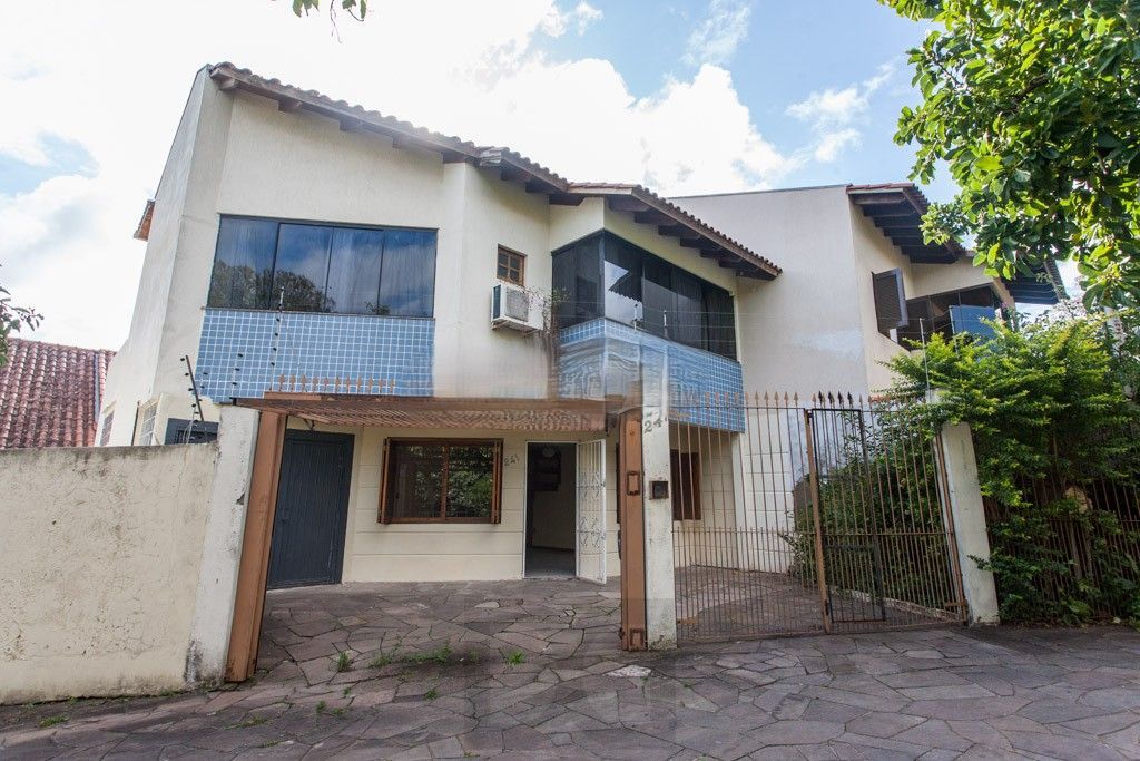 Excelente casa , 3 quartos, com 126m2 de área privativa no Bairro Vila Floresta — foto 2
