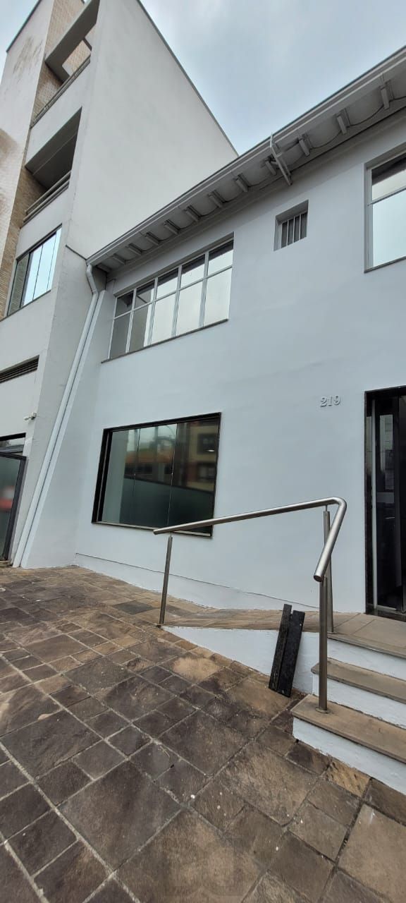 Casa para Venda - 260m², 3 dormitórios, sendo 1 suites, Rio Branco — foto 57