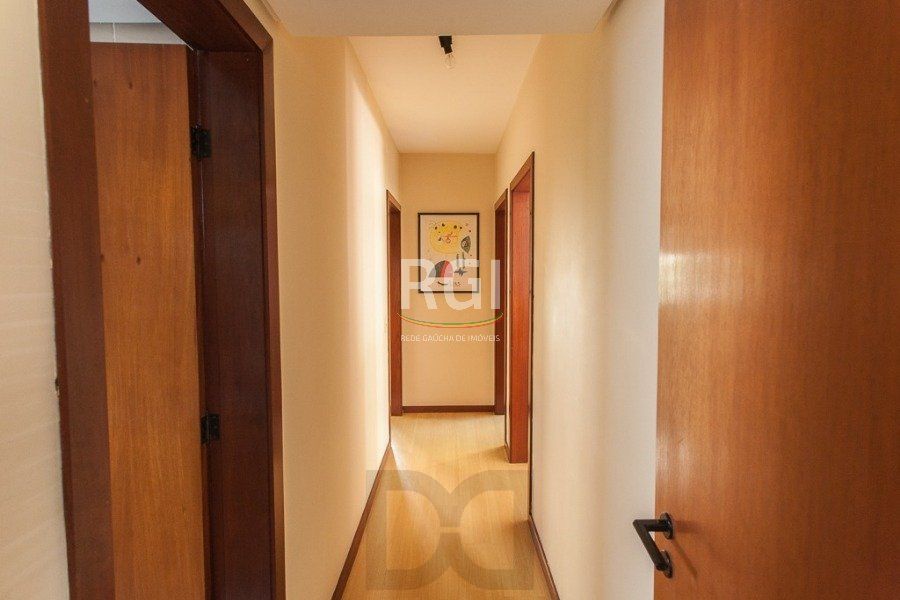Apartamento para Venda - 122m², 3 dormitórios, 2 vagas - Petrópolis — foto 9