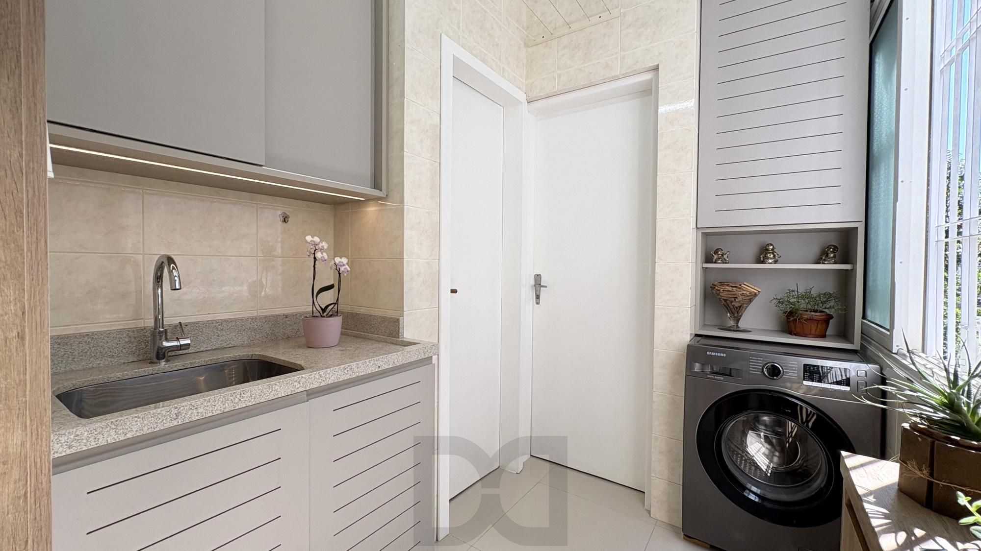 Maravilhoso apartamento no bairro Rio Branco próximo ao Zaffari Cabral , Igreja e colegio — foto 11