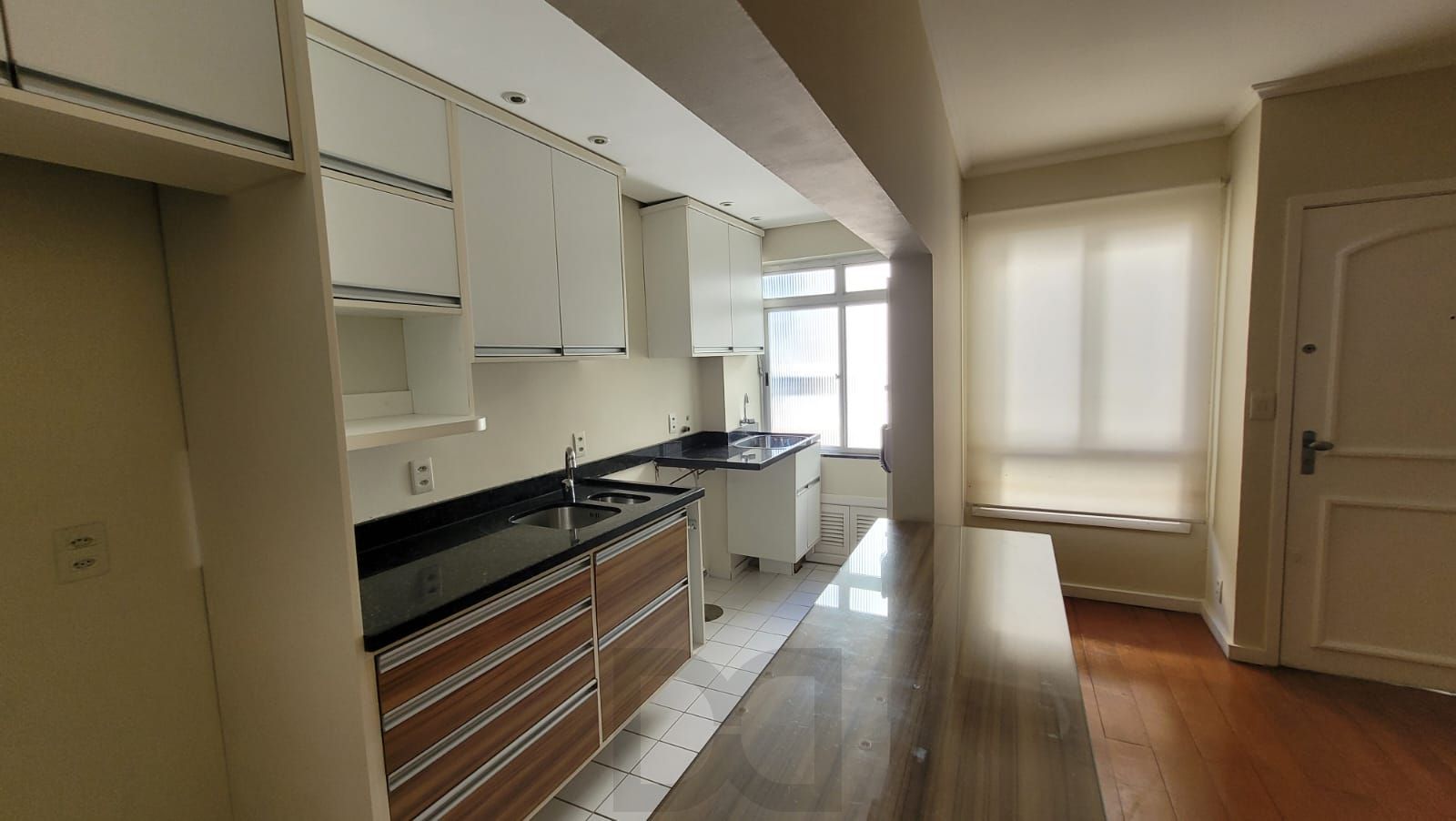 VENDA COBERTURA NO MONT SERRAT 2 DORM com 94m² privativos — foto 13