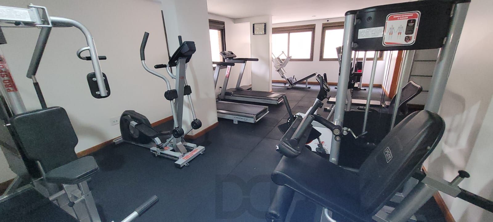Apartamento para Venda - 74m², 2 dormitórios, sendo 1 suite, churrasqueira, salão de festas, academia, 1 vaga - Petrópolis — foto 32