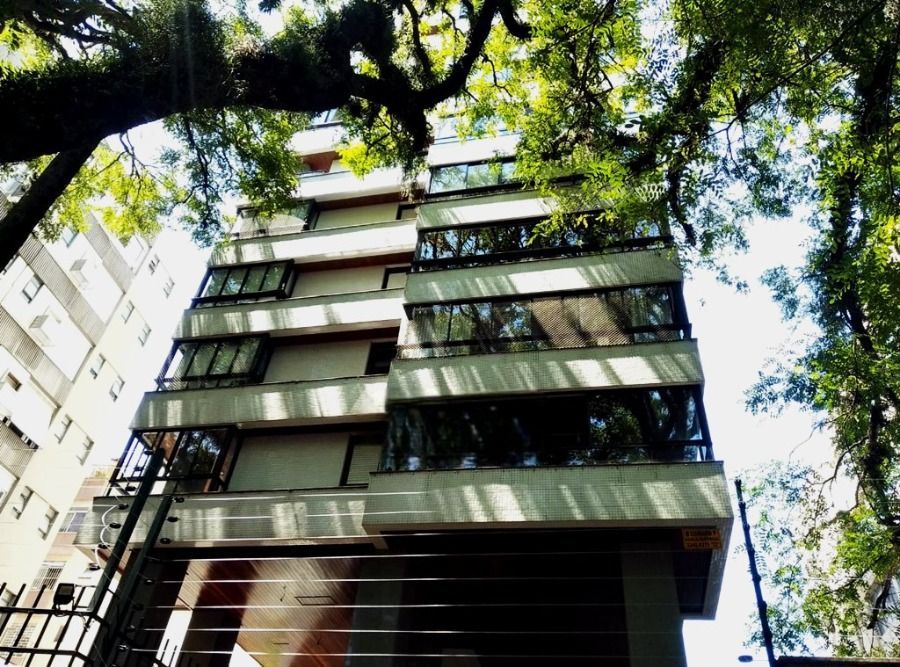 Excelente apartamento de 2 dormitórios, no bairro Moinhos de Vento, com 105 m² de área privativa, 2 suítes — foto 1