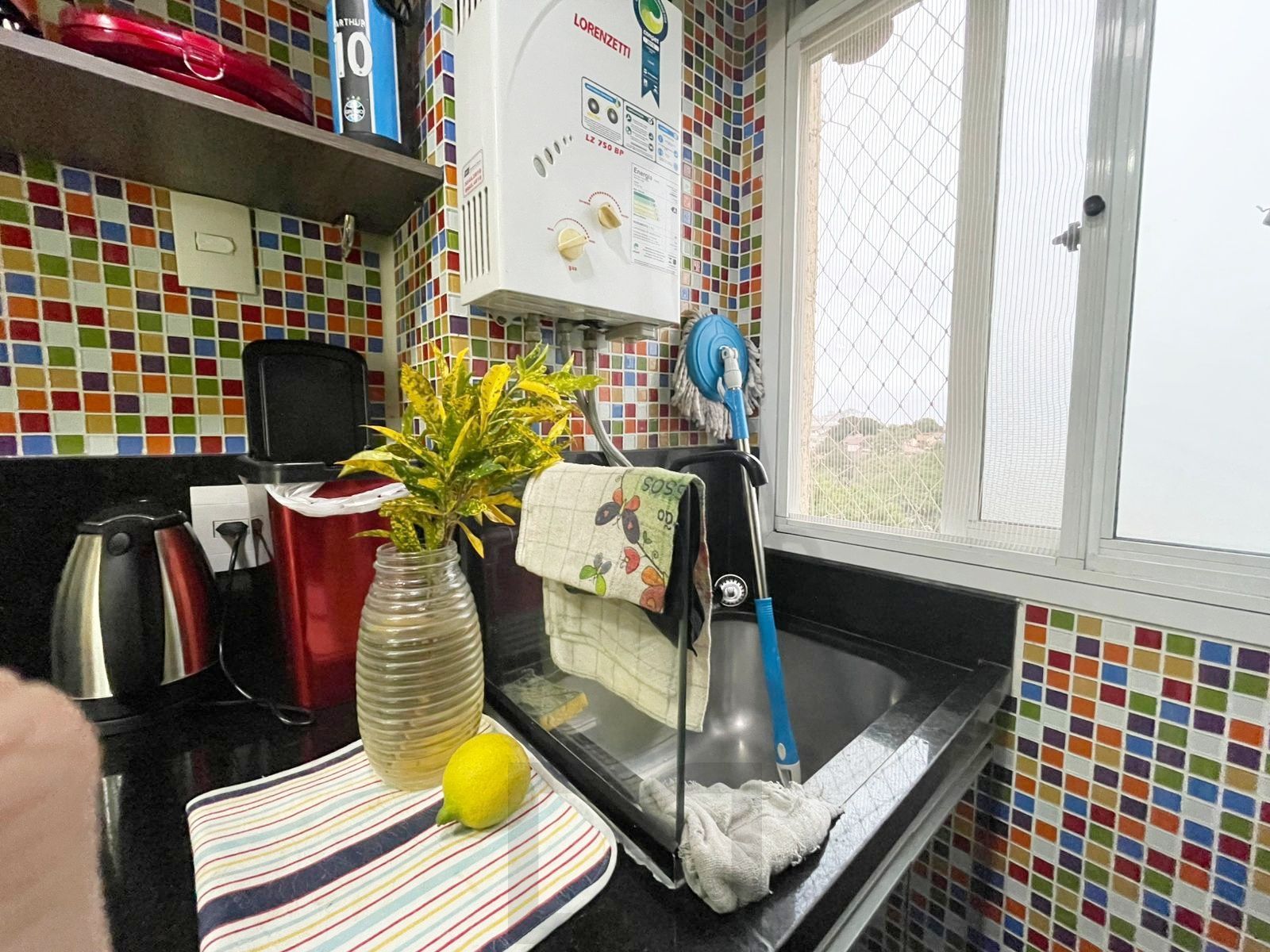Excelente apartamento de 48,51m² com 2 dormitórios todo mobiliado, 1 banheiro com armário e vaga — foto 14