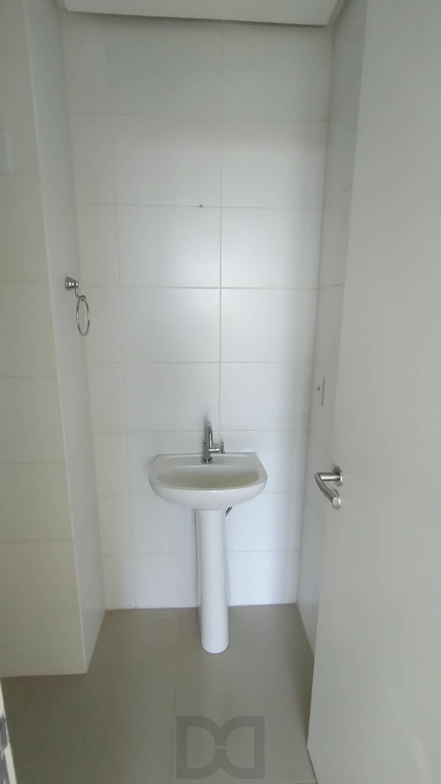 conjunto/sala com 37,20 de área privativa, toda em piso de porcelanato, Petropolis, 01 vaga — foto 14