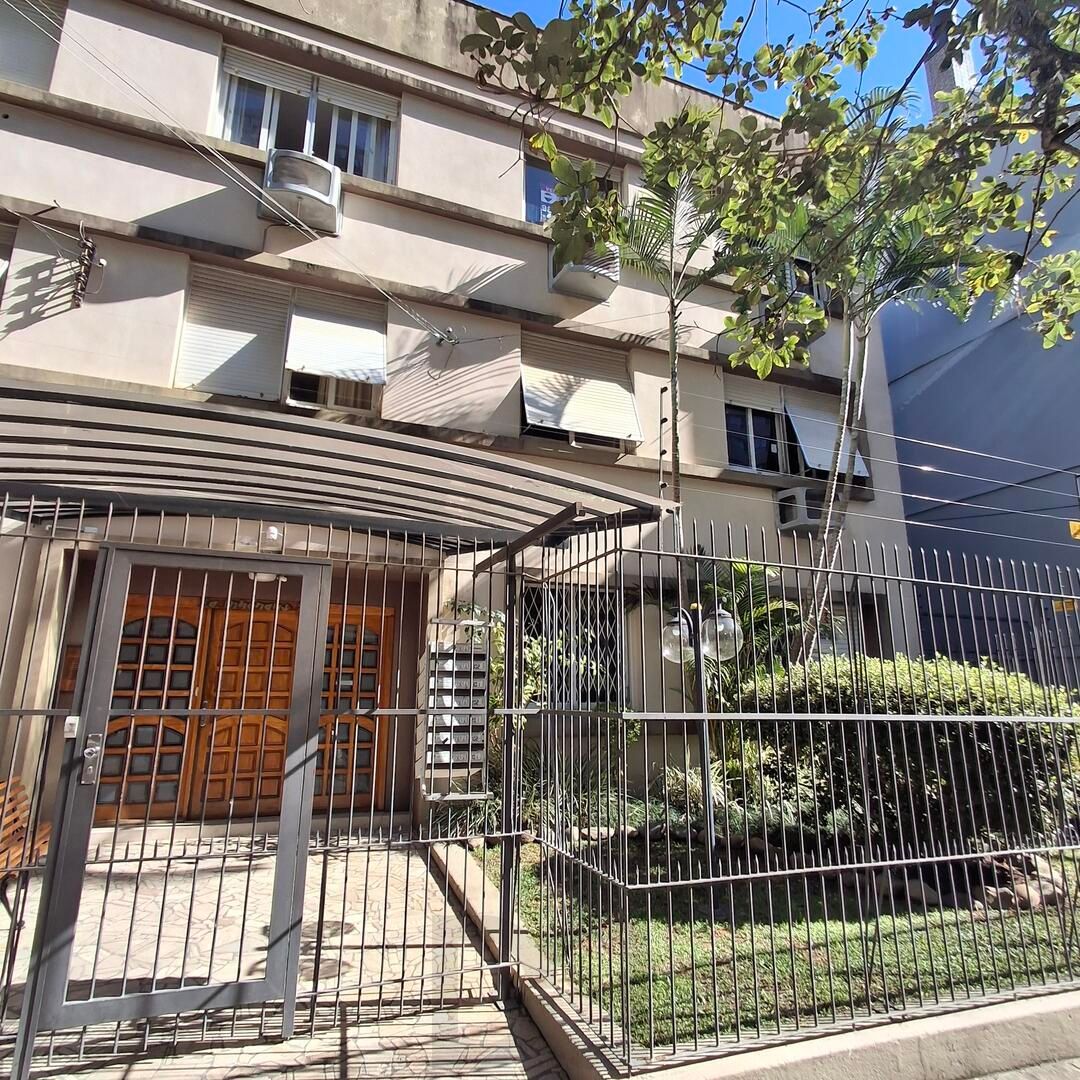 Maravilhoso apartamento no bairro Rio Branco próximo ao Zaffari Cabral , Igreja e colegio — foto 37
