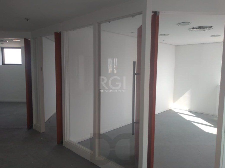 Conjunto/Sala para Venda - 654m², 0 dormitórios, 12 vagas - Cidade Baixa — foto 2