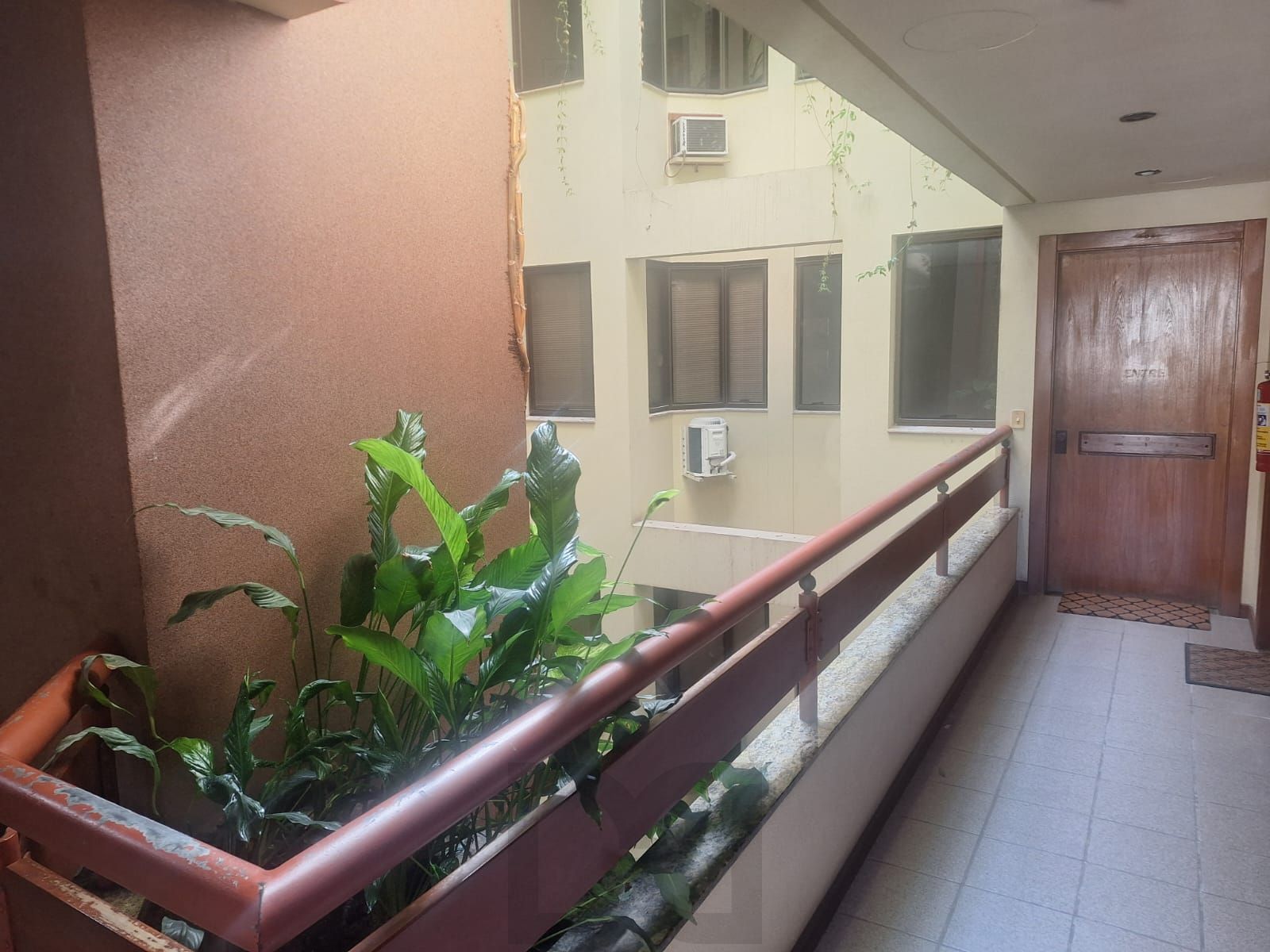 sala comercial com 53,00 m2 de área privativa, rua Alvares machado, prox. a Protásio Alves, — foto 6