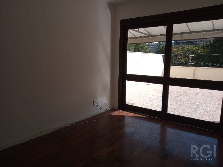 Apartamento garden para Venda - 150.1m², 2 quartos, 1 vaga - Menino Deus — foto 3