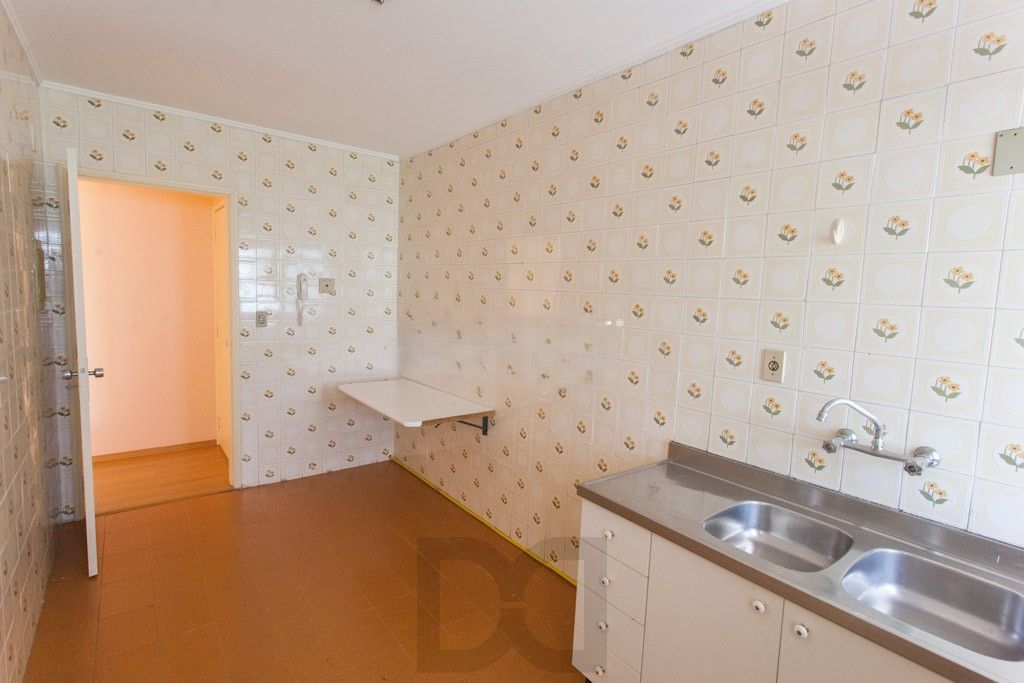 Apartamento a venda de 2 dormitórios na Rua Santa Cecilia Porto Alegre — foto 14