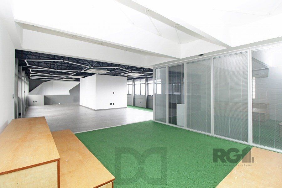 Conjunto com 171,46m² área privativa, com 1 vaga de garagem. — foto 8