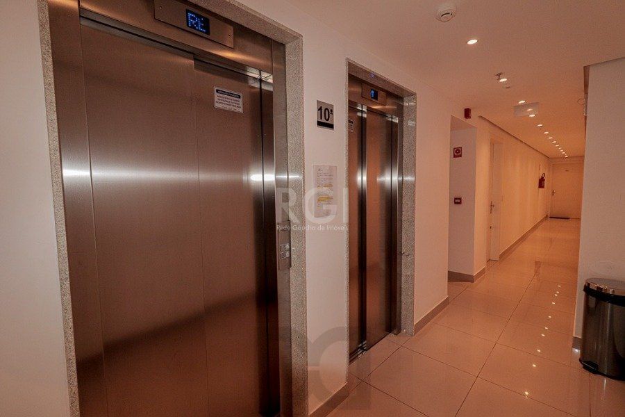 Conjunto/Sala para Venda - 47.55m², 0 dormitórios, Menino Deus — foto 4