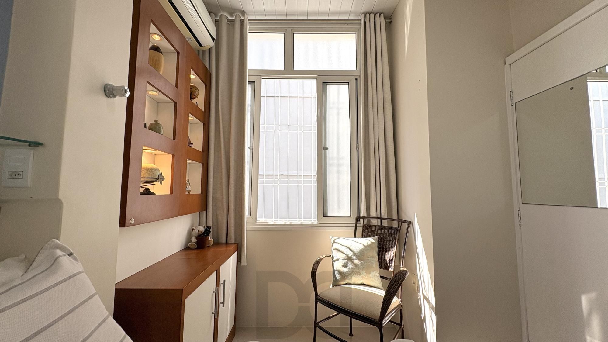 Maravilhoso apartamento no bairro Rio Branco próximo ao Zaffari Cabral , Igreja e colegio — foto 7