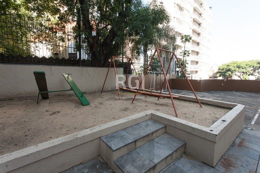 Apartamento para Venda - 122m², 3 dormitórios, 2 vagas - Petrópolis — foto 32