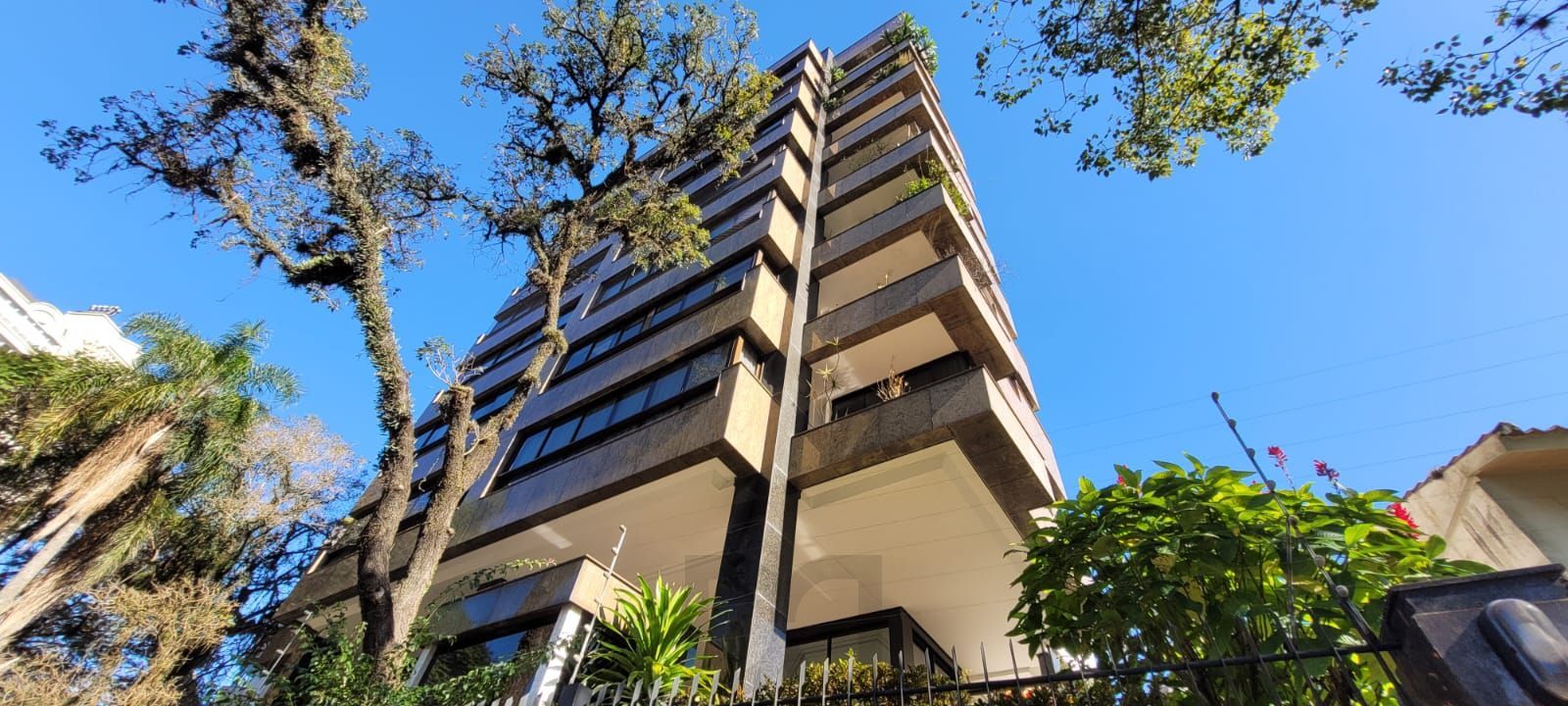 VENDA APARTAMENTO 4 QUARTOS, LAVABO, LAREIRA, CHURASQUEIRA ENSOLARADO BELA VISTA — foto 30