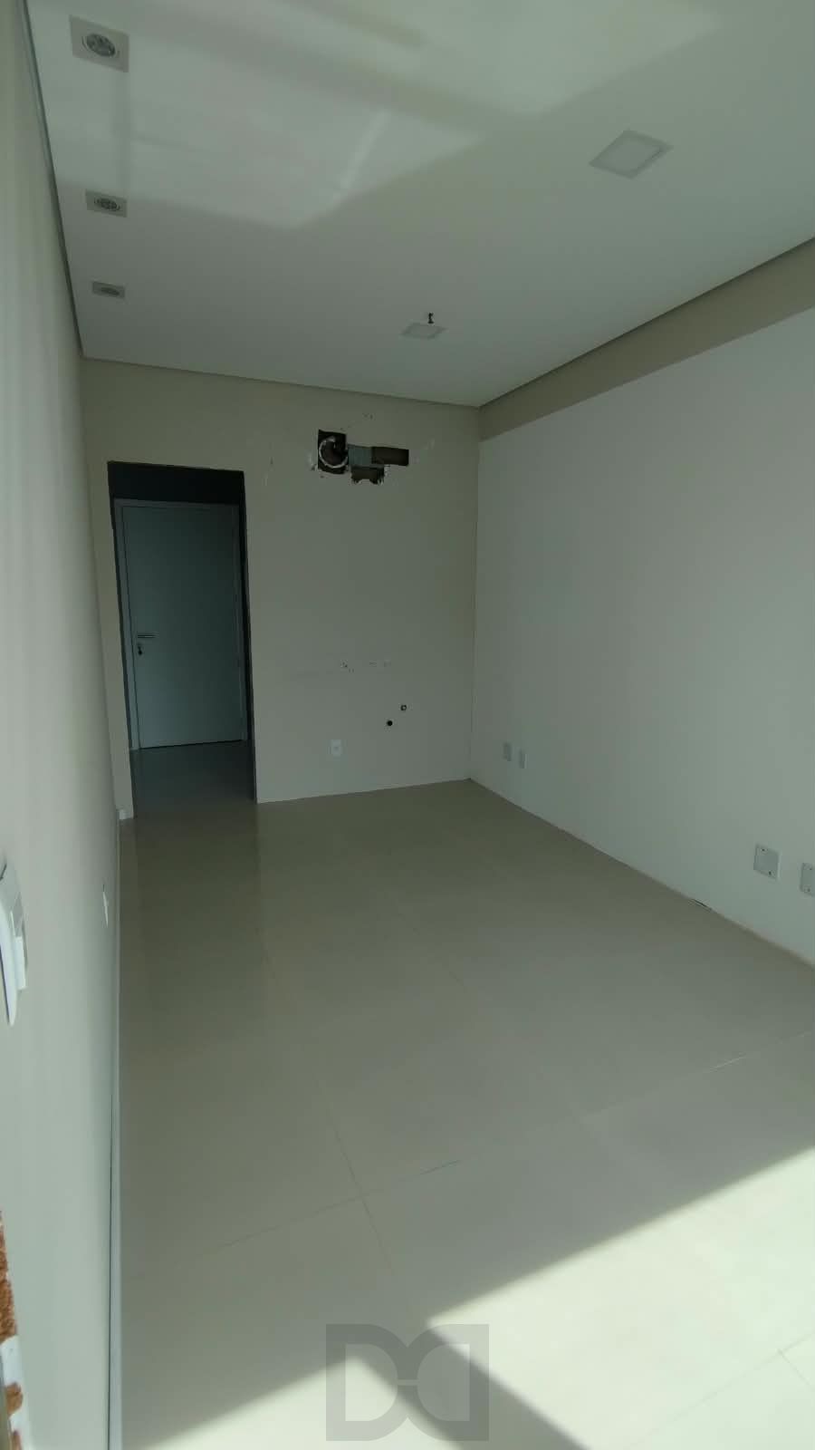 conjunto/sala com 37,20 de área privativa, toda em piso de porcelanato, Petropolis, 01 vaga — foto 19