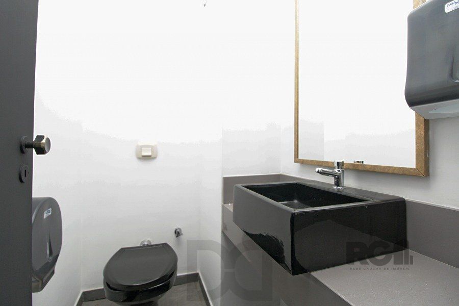Conjunto com 171,46m² área privativa, com 1 vaga de garagem. — foto 22