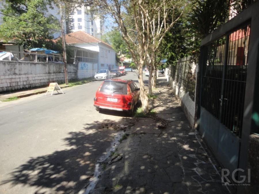 Casa para Venda - 250m², 4 dormitórios, sendo 1 suites, 2 vagas - Petrópolis — foto 10