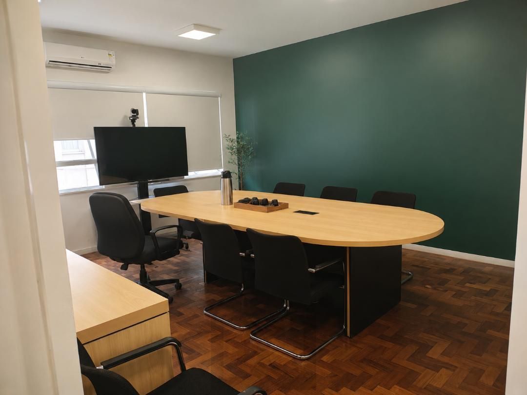 Excelente conjunto/sala separadas em sala 1001 e sala 1002 com 123, 68 m2 privativo cada sala (247,36m2 total das duas) 02 banheiro, 02 copas. Rua Andrade Neves. — foto 2
