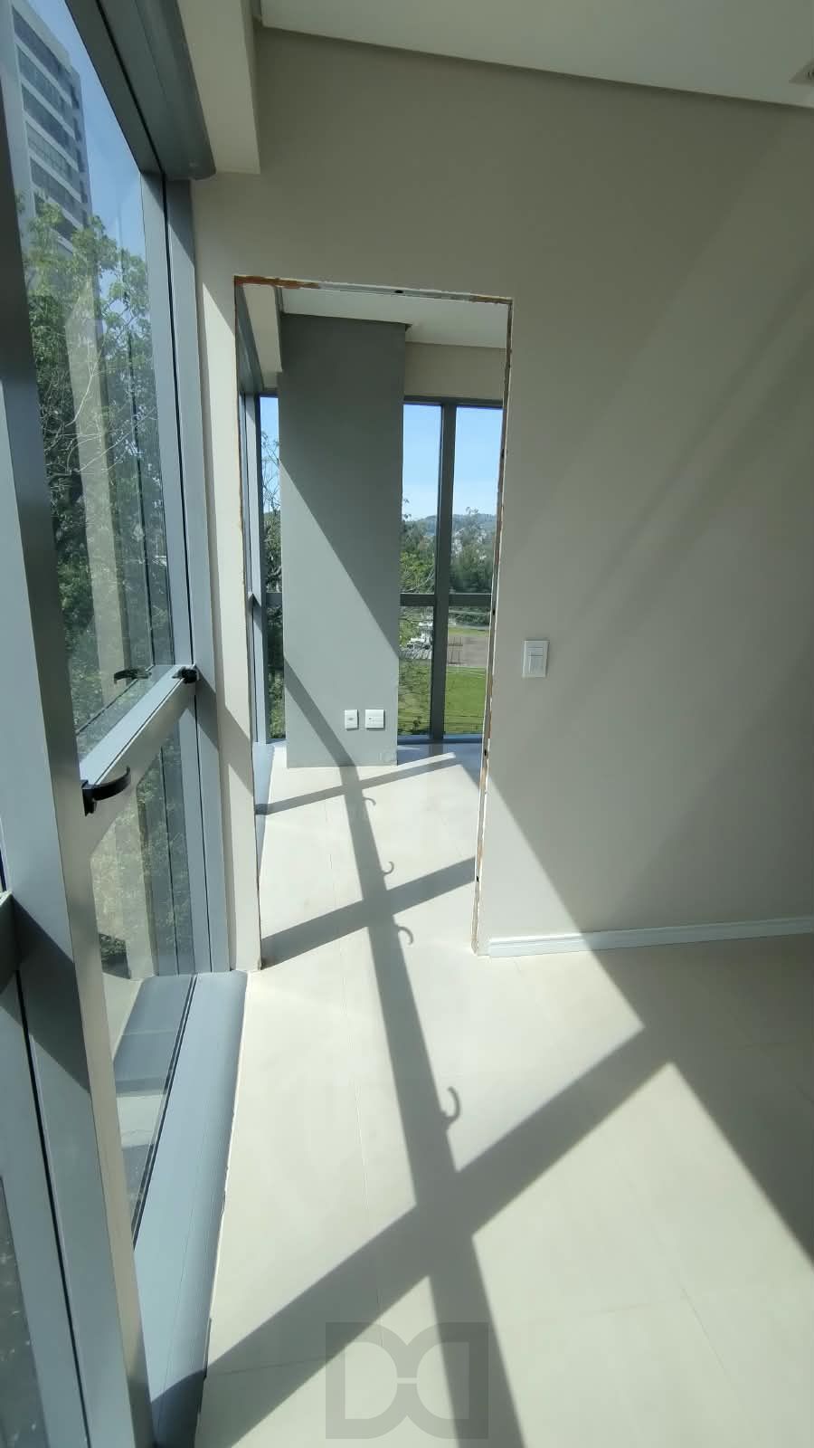 conjunto/sala com 37,20 de área privativa, toda em piso de porcelanato, Petropolis, 01 vaga — foto 21