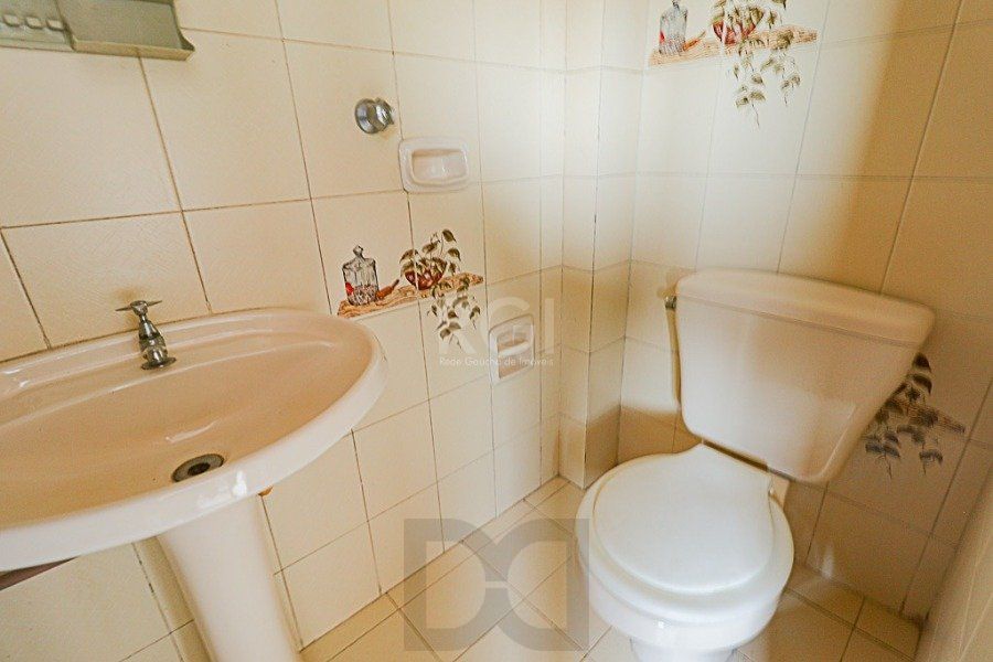 Excelente apartamento de 3 dormitórios , uma suíte , próximo ao Grêmio Náutico União de Petrópolis, — foto 33