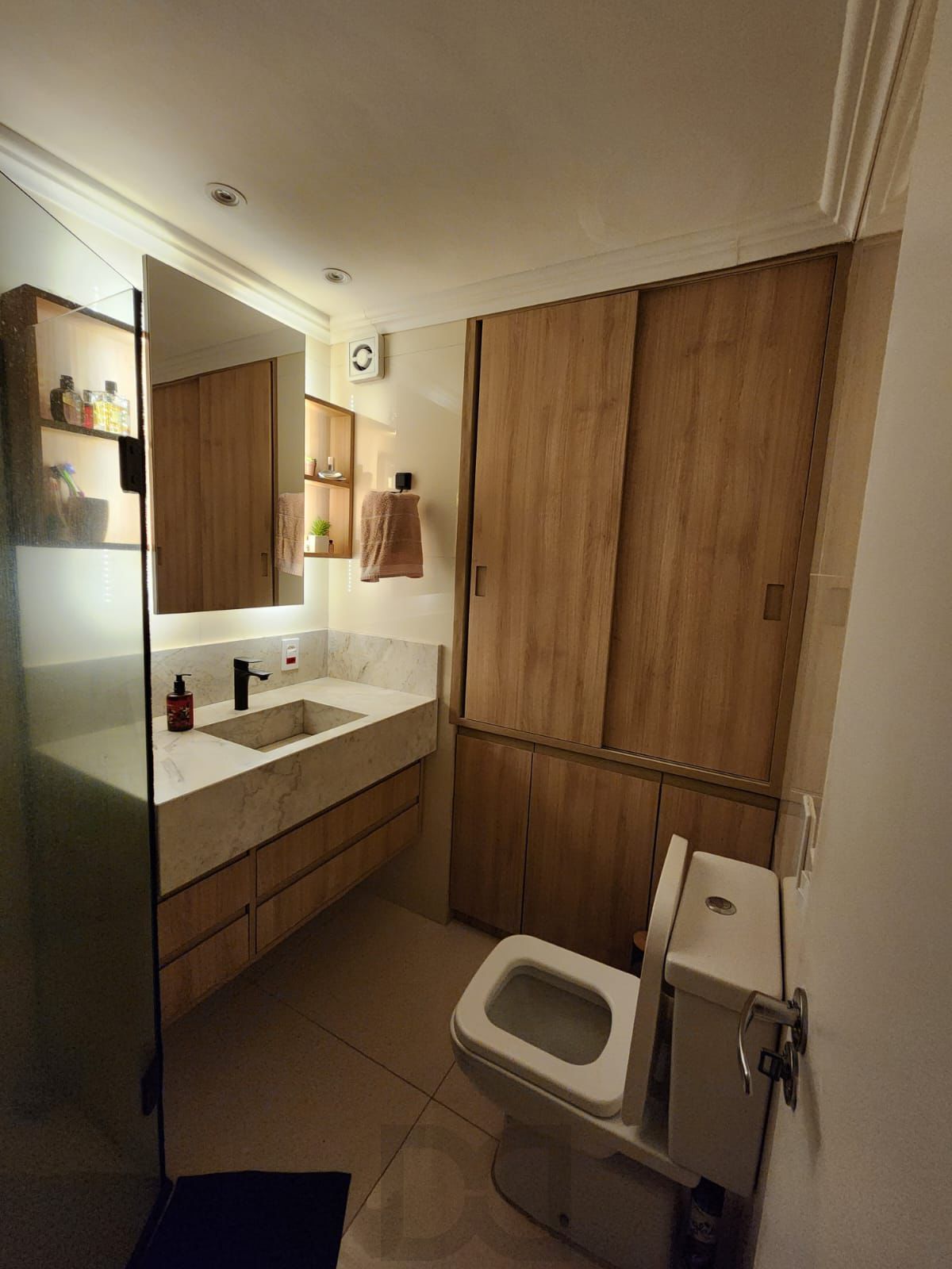 Lindissimo apto. com (cobertura individualizada do apto.), 03 dorms. 03 banheiros, 145,64 m2, 01 vaga Bairro Rio Branco — foto 6
