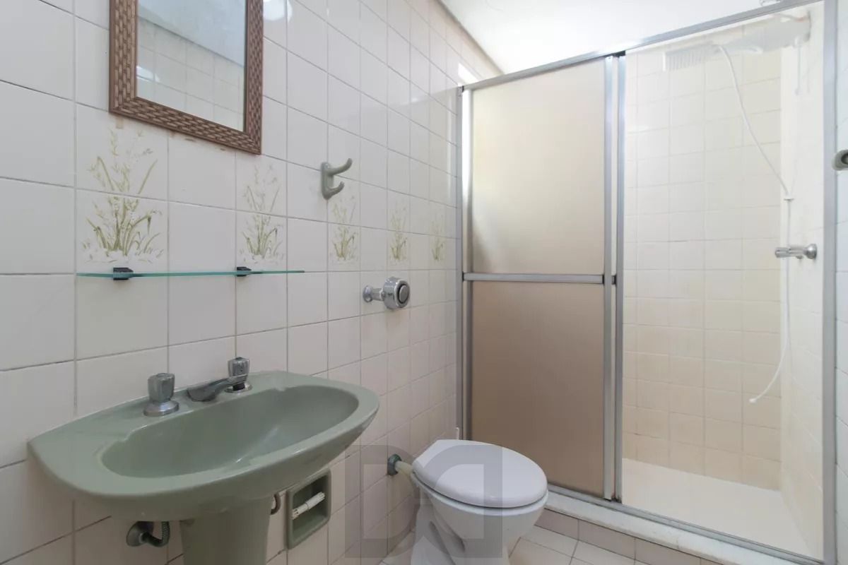 Excelente apto. no Bairro Partenon, com 52m2 de área útil, semi mobiliado, de 01 dormitório c/ uma vaga de garagem escriturada e coberta — foto 20