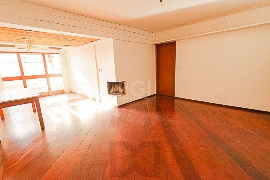 Excelente apartamento de 3 dormitórios , uma suíte , próximo ao Grêmio Náutico União de Petrópolis, — foto 5