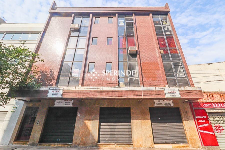 VENDA Loja na Rua Alberto Bins, Próximo a elevada, com área privativa de 78,92 m². — foto 1