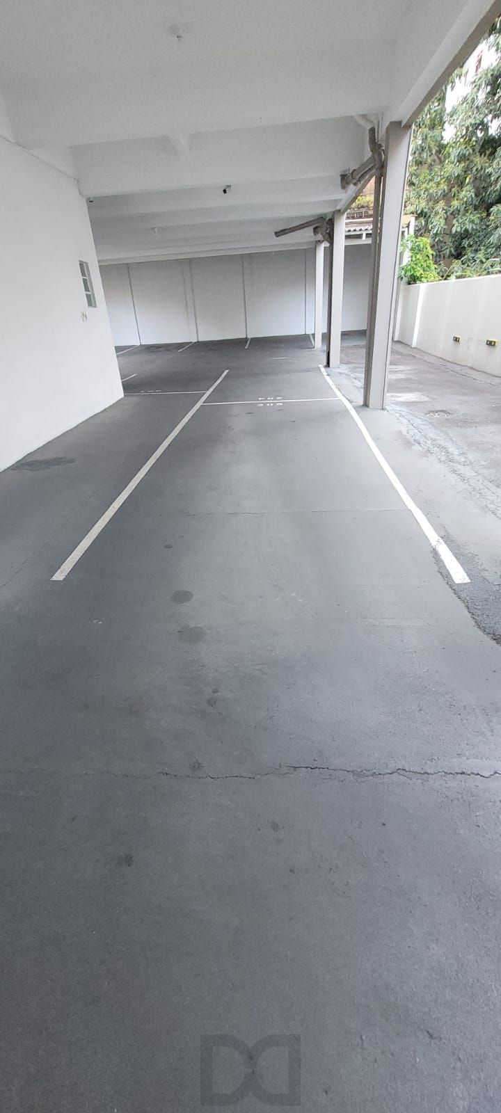 vaga de garagem cob.