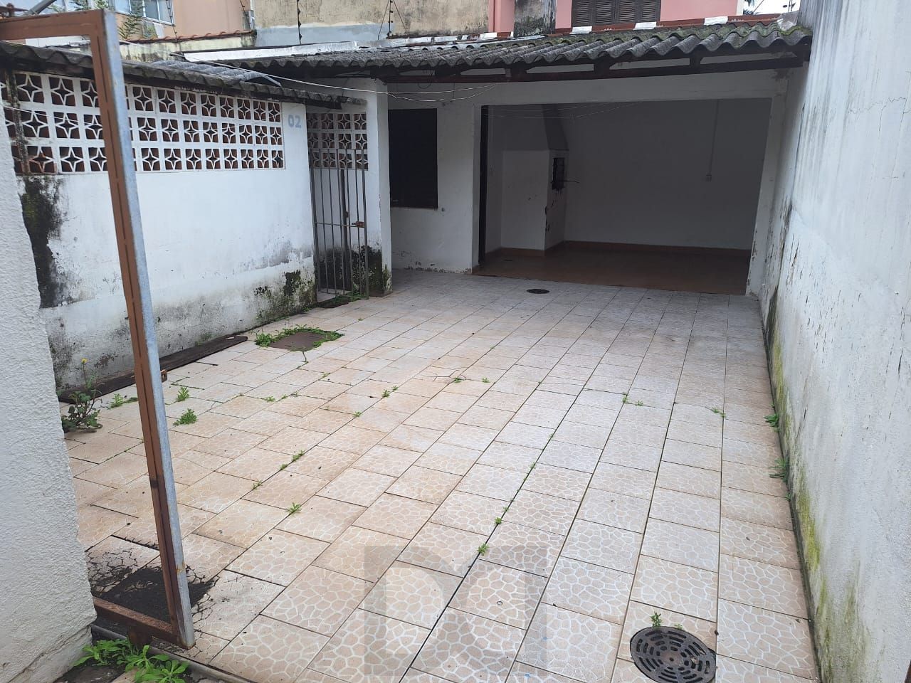 edicula aberta com churrasqueir