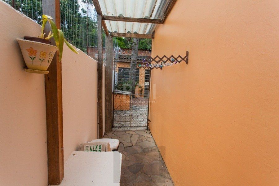 Casa para Venda - 400m², 3 dormitórios, sendo 1 suites, 5 vagas - Cristal — foto 46