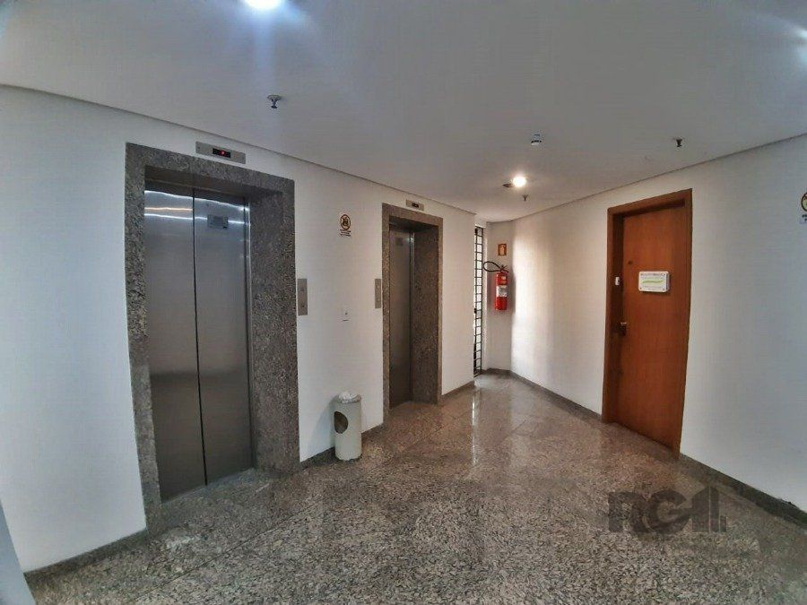 SALA COMERCIAL COM 57,60 M2 NA CARLOS GOMES — foto 4